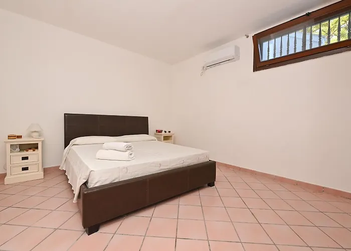 Delle Libellule Apartment *